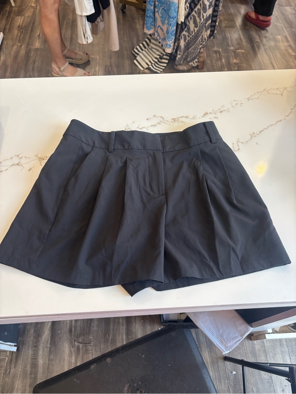 CALIA Women’s Black golf shorts size 4 NWT